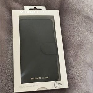 Micheal Kors IPhone 7 Case Pholio Case